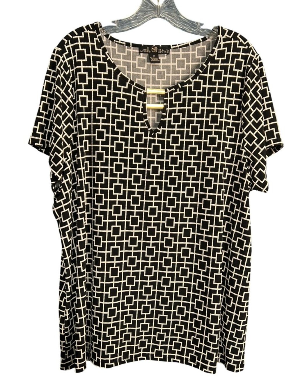 Black & White Pattern Short Sleeve Top - Picture 5 of 5